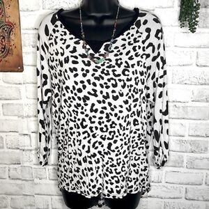 H&M Divided Animal Print Lightweight Shirt Top Oversized Small